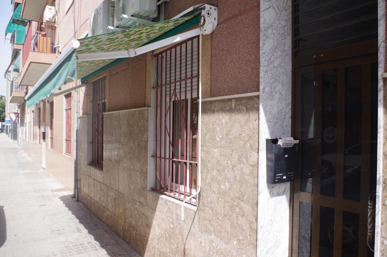 Elche Universidad Apartment ภายนอก รูปภาพ
